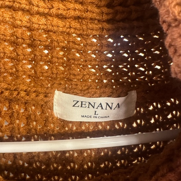 Sweater - Picture 3 of 3